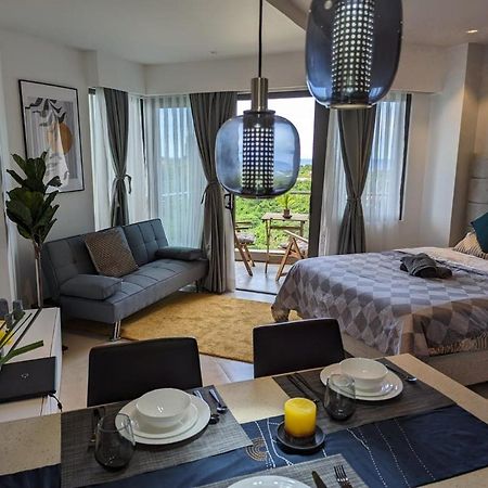 Dominiks Stylish Resort Gem Ocean View Pool Queen Bed At Tambuli 8 Floor Fast Wifi Lapu-Lapu City Exteriör bild