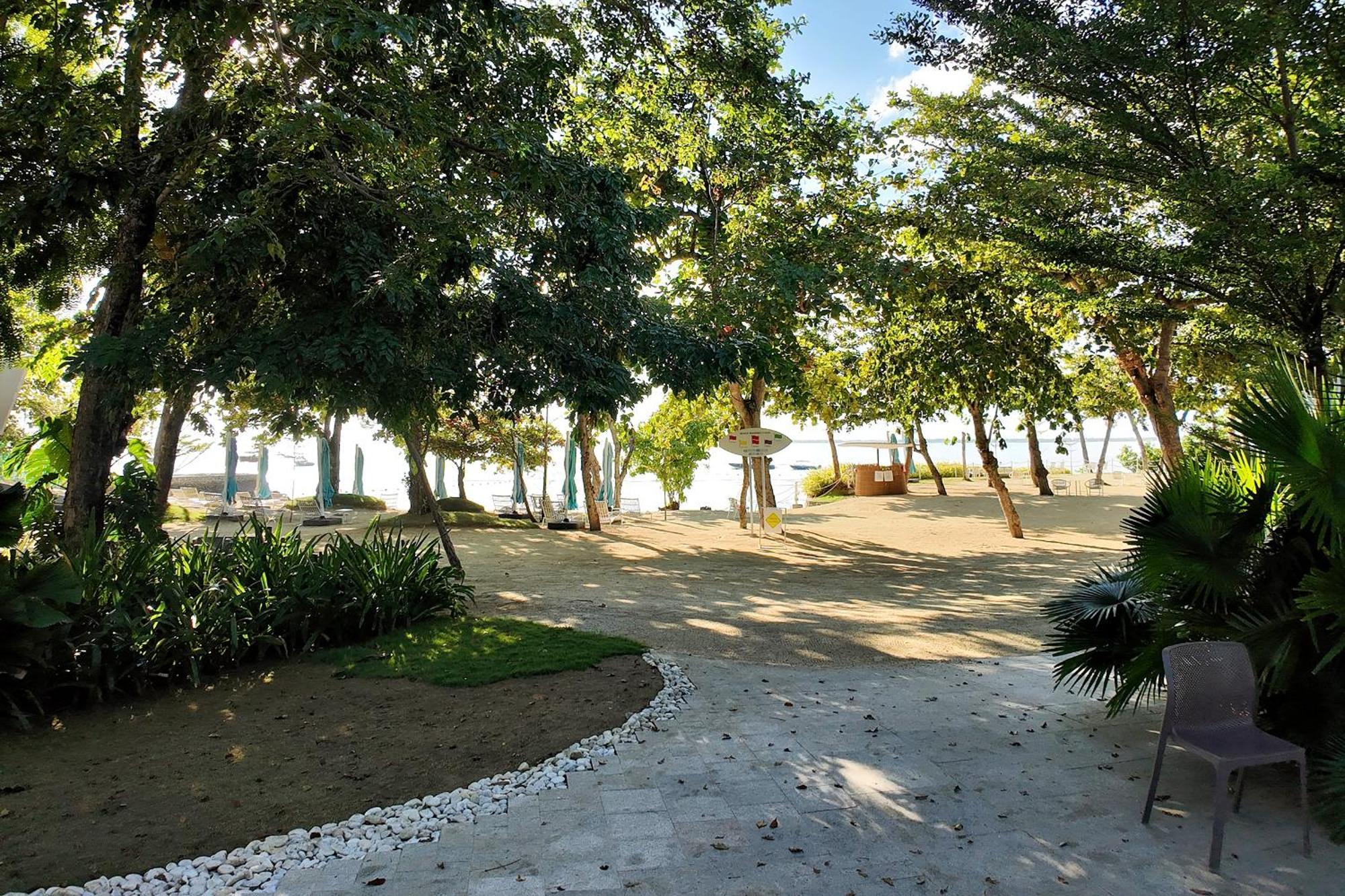 Dominiks Stylish Resort Gem Ocean View Pool Queen Bed At Tambuli 8 Floor Fast Wifi Lapu-Lapu City Exteriör bild