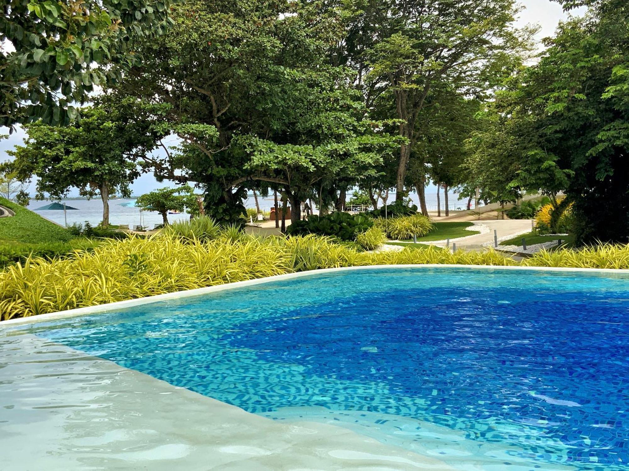 Dominiks Stylish Resort Gem Ocean View Pool Queen Bed At Tambuli 8 Floor Fast Wifi Lapu-Lapu City Exteriör bild