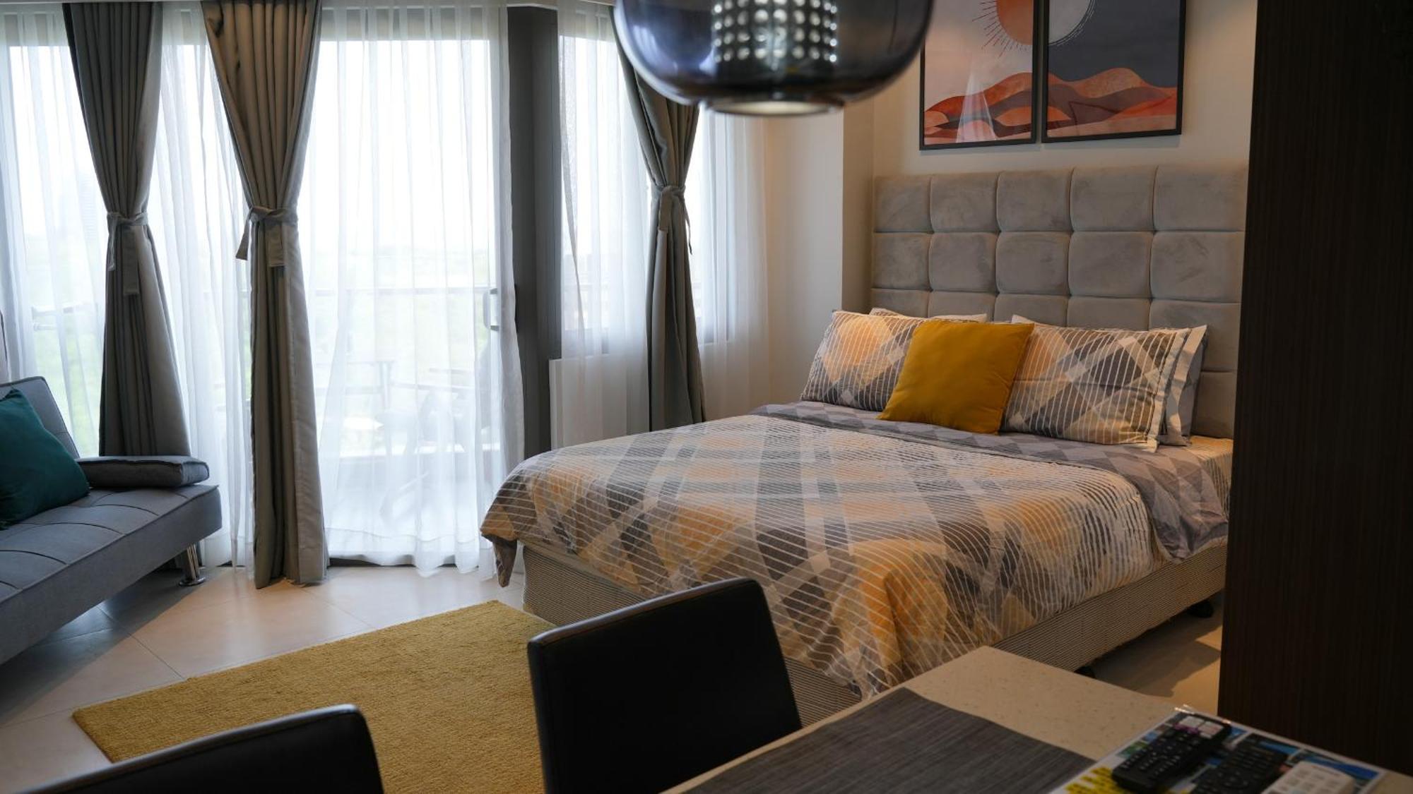 Dominiks Stylish Resort Gem Ocean View Pool Queen Bed At Tambuli 8 Floor Fast Wifi Lapu-Lapu City Exteriör bild